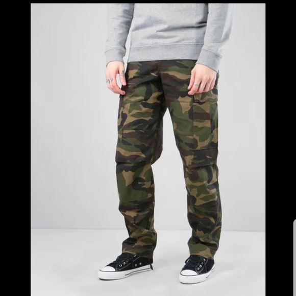 North Peak Other - NWOT NORTHPEAK🌈Camo Cargo Drawstring Ankle Pants